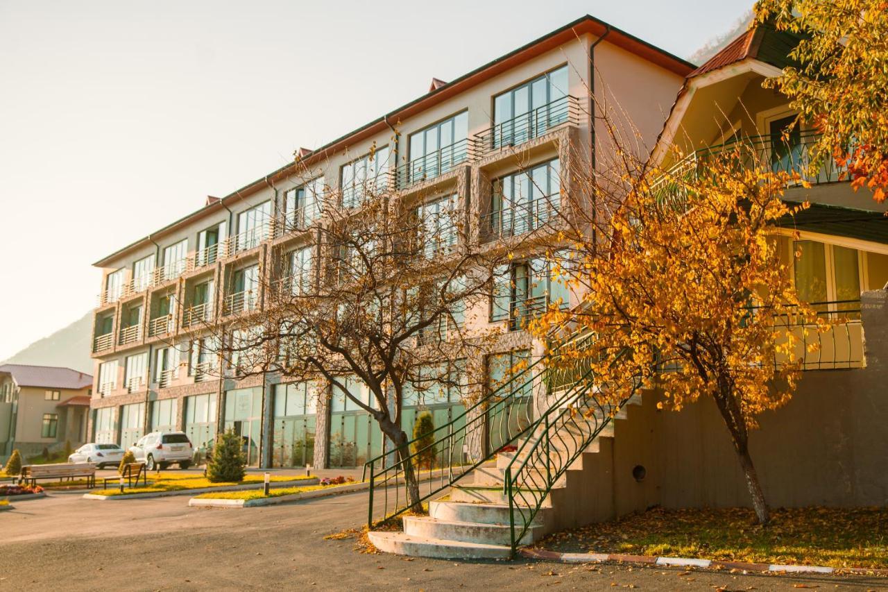 Yurd Hotel Гах Экстерьер фото