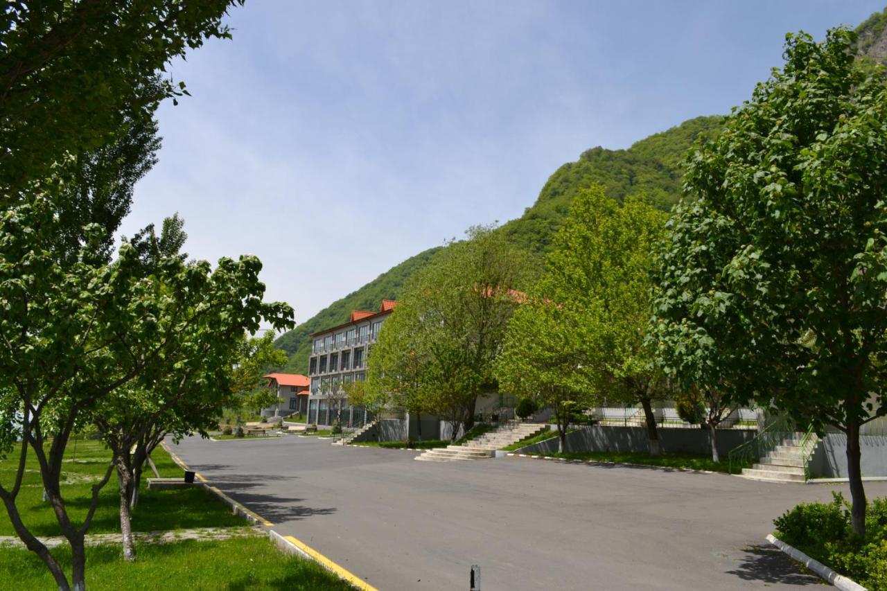 Yurd Hotel Гах Экстерьер фото
